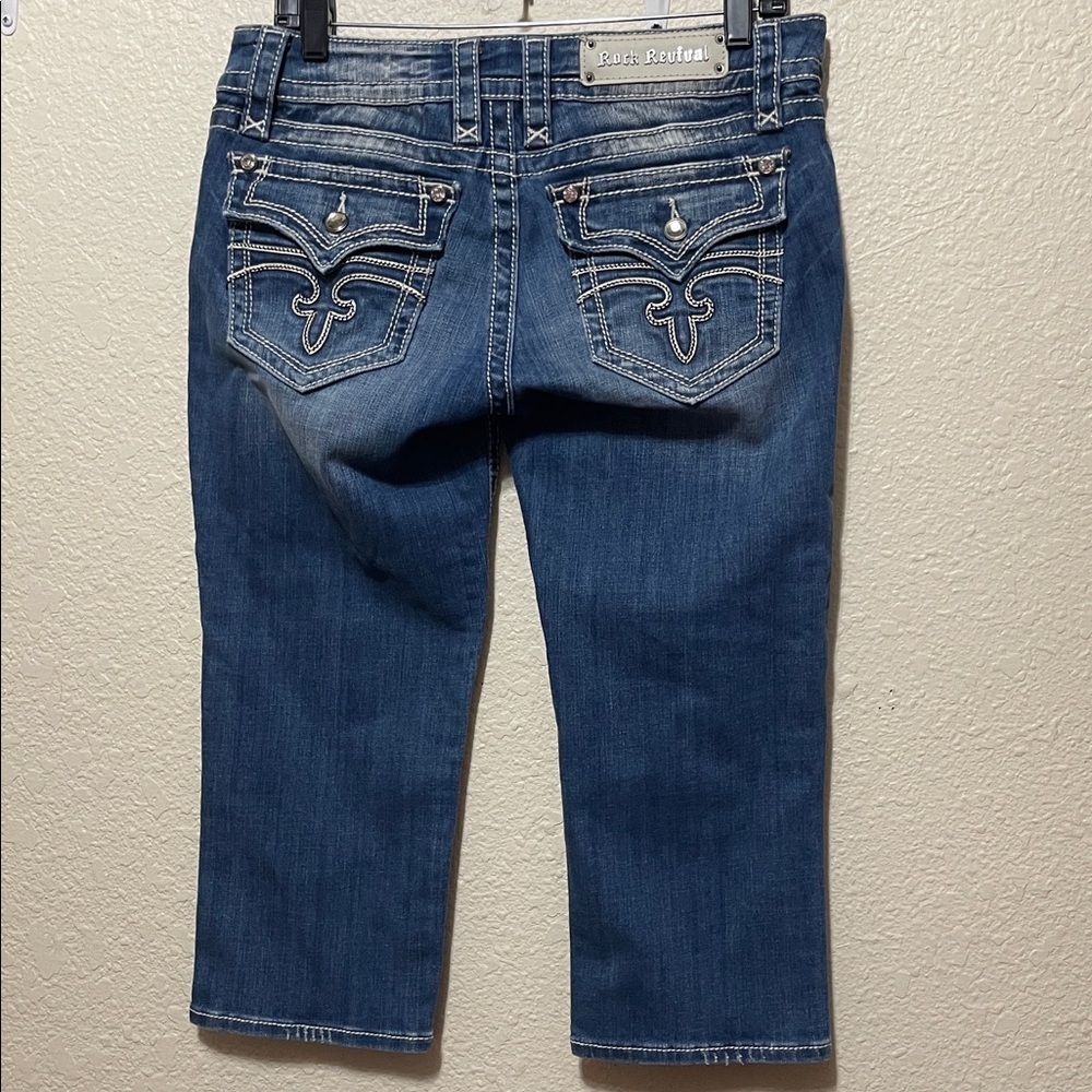 Rock Revival Women's Celine Capris. Good Condition. Size 31.
